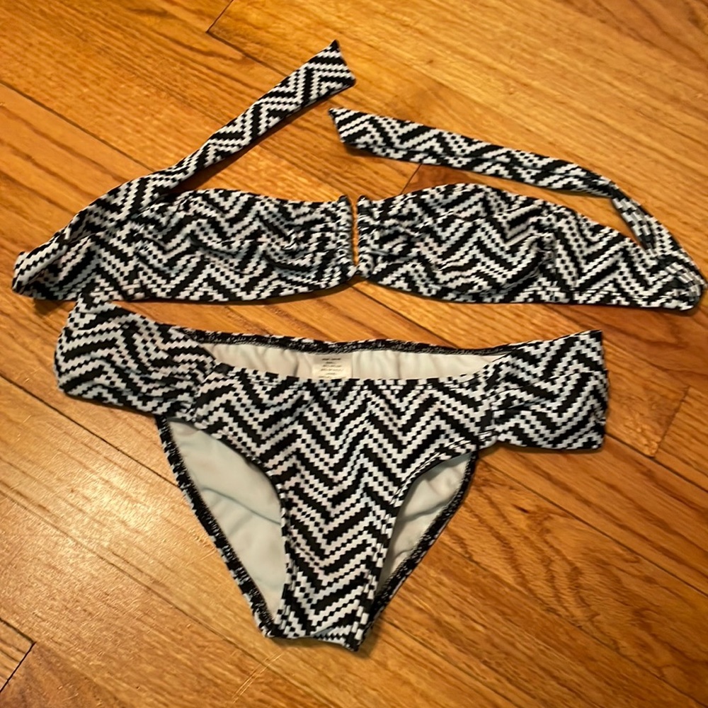 Dippin’Daisy’s swim suit